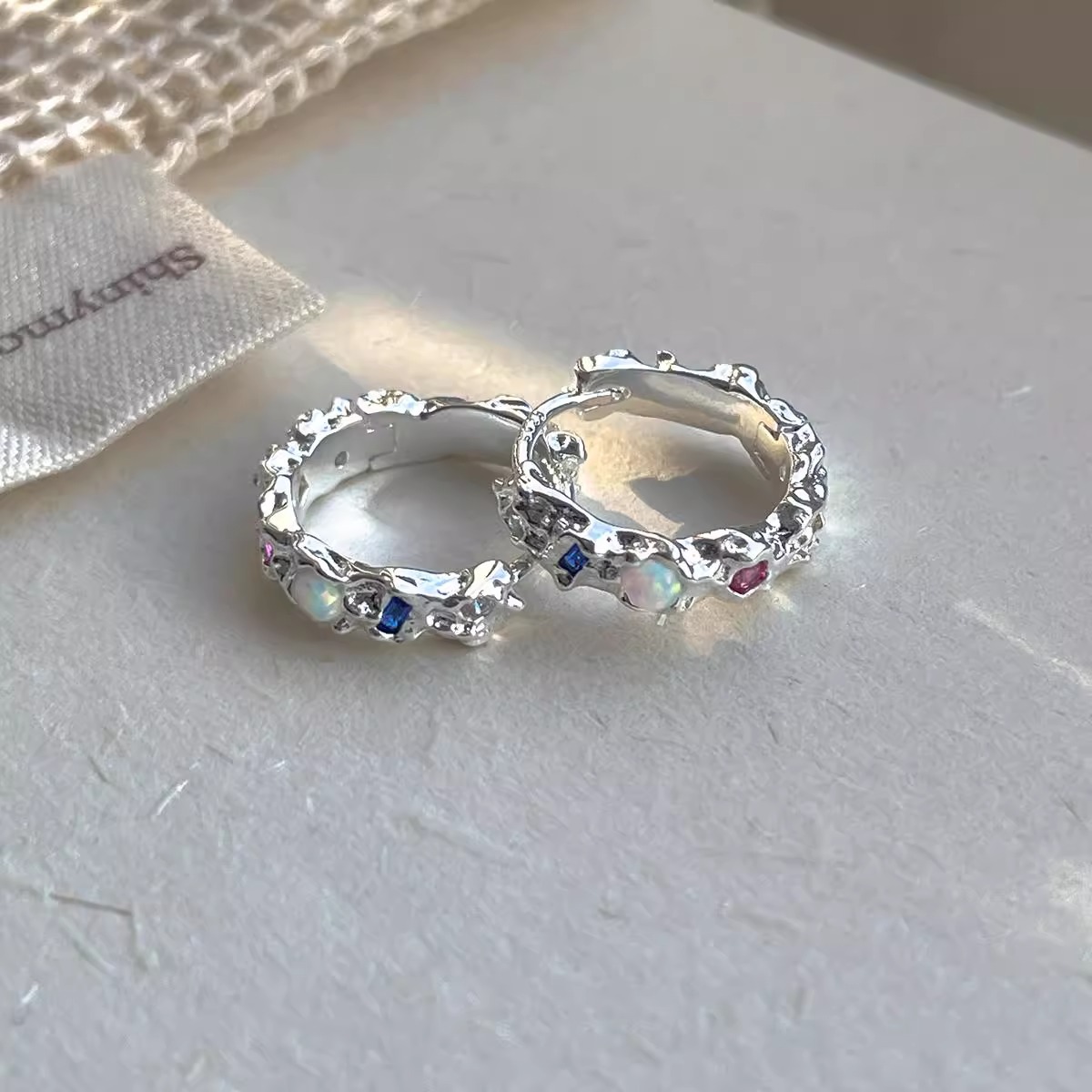 Orecchini a cerchio opale in a - Opal Earrings Dangle recensione e prezzo